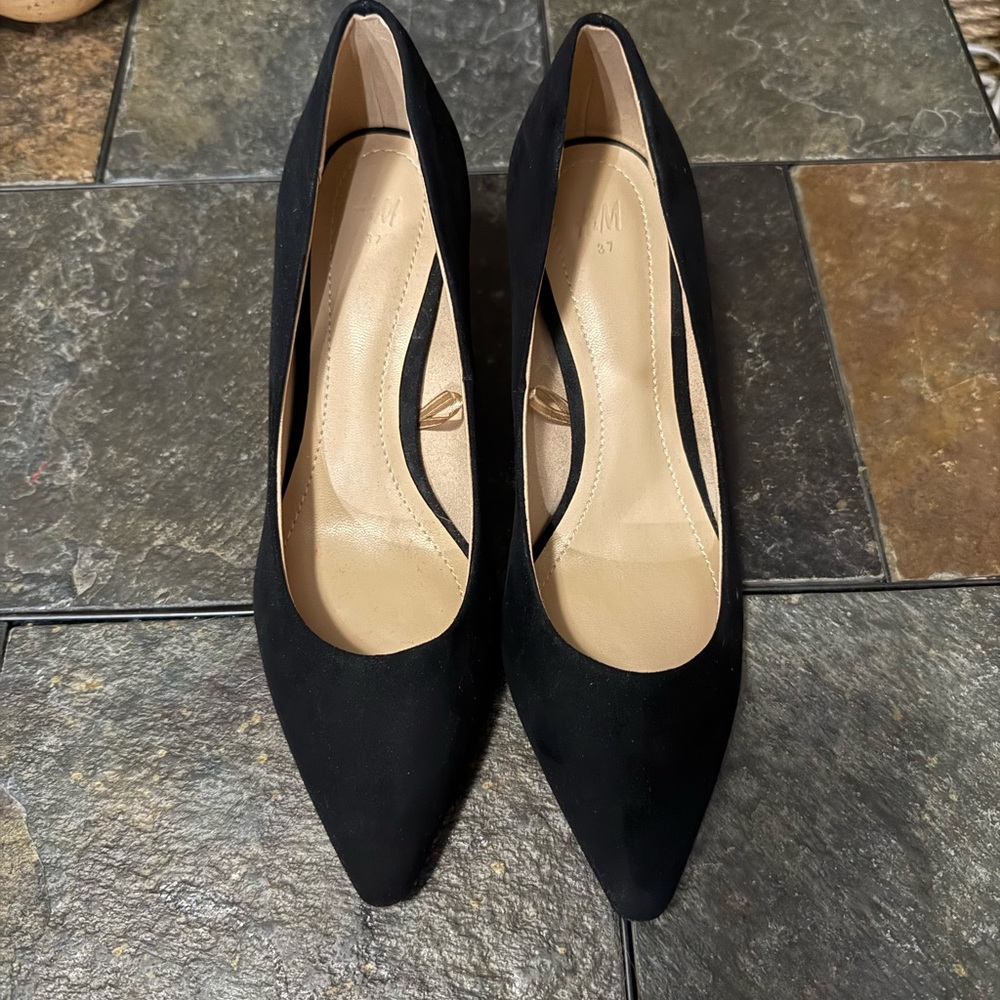H&M Faux Suede Pointy Toe Heels